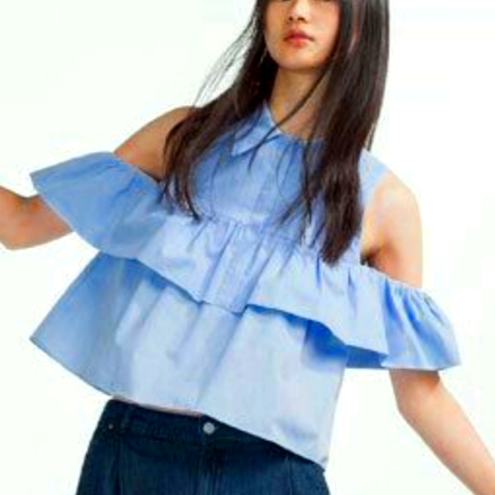 Zara ruffle off the shoulder blouse